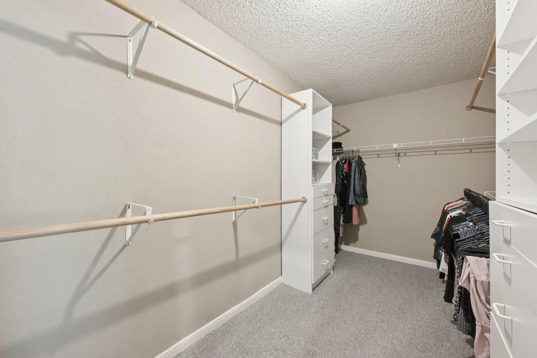 Photo of 3218 Knoll West Drive