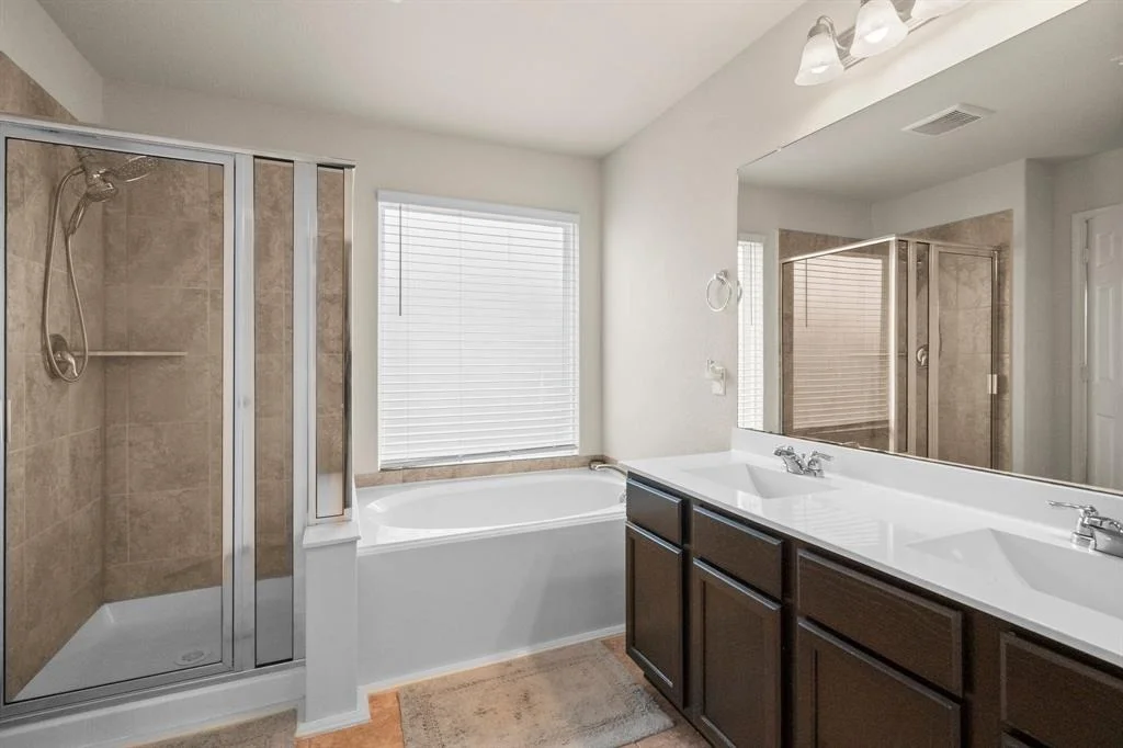 Photo of 10606 Chestnut Pathway
