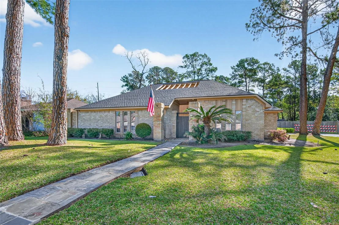 Photo of 8102 Bo Jack Drive