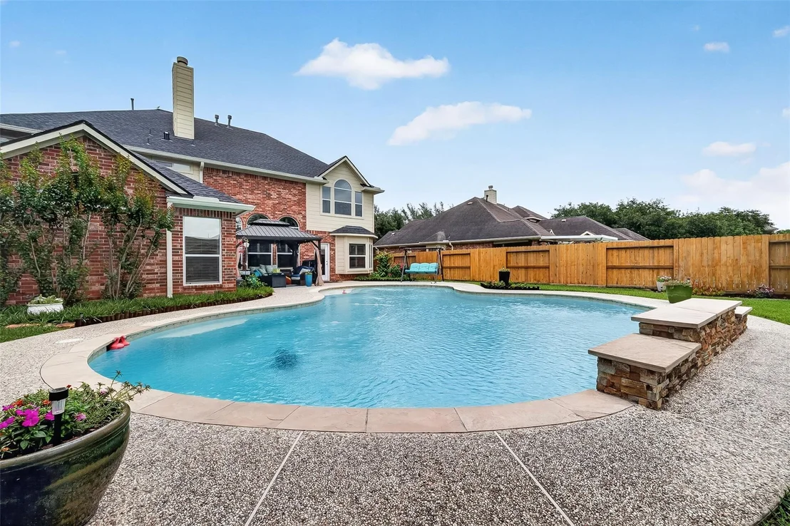 Photo of 1810 Silver Brook Lane
