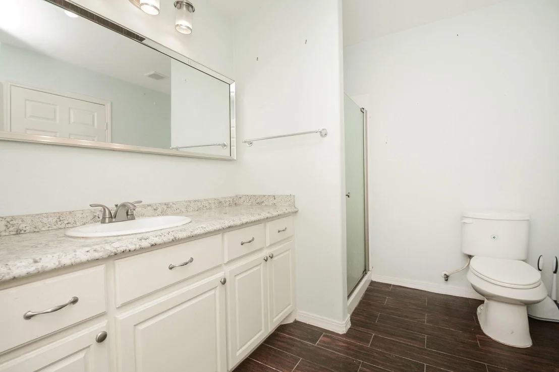 Photo of 547 Sandra Court