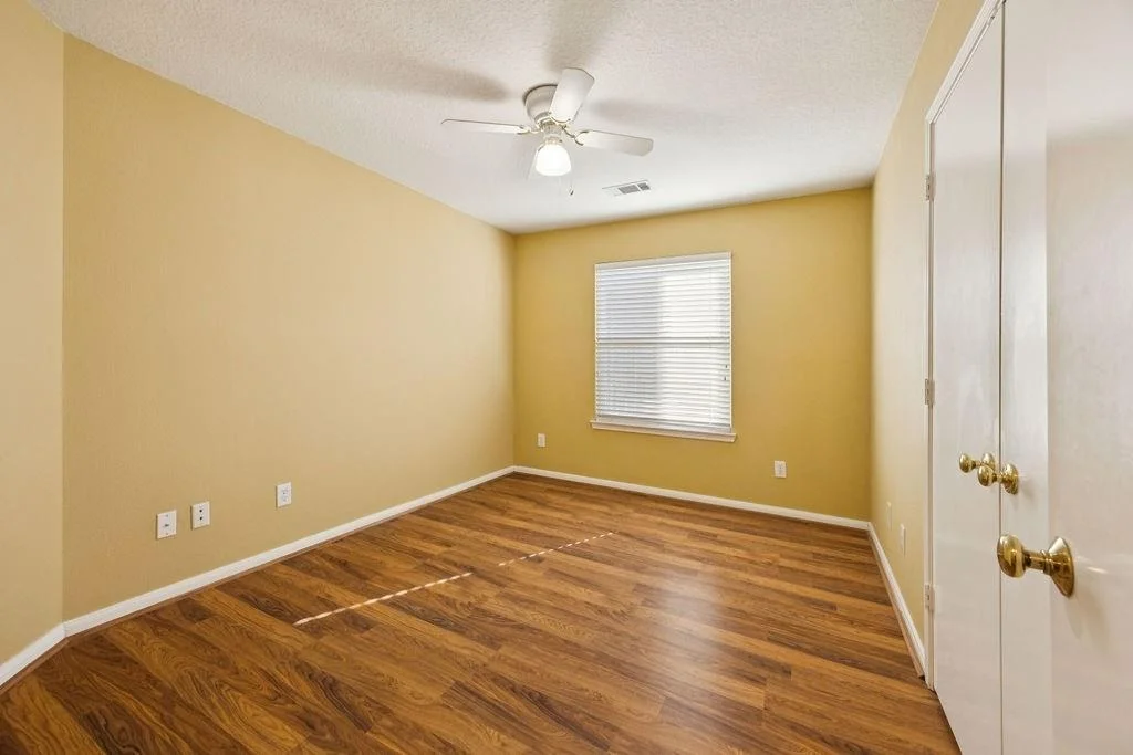 Photo of 1863 Creek Drive