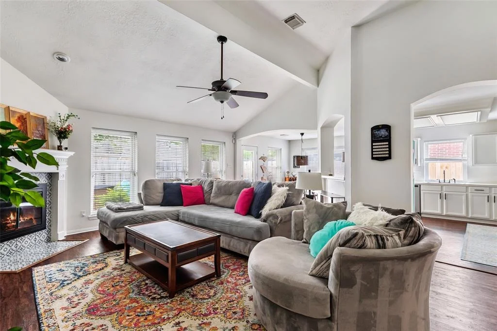 Photo of 18050 Landing Brook Drive