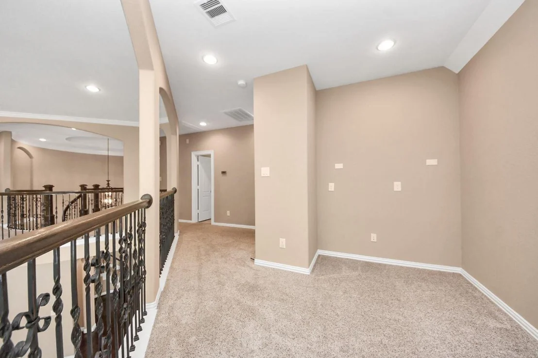 Photo of 102 Stonecrop Place