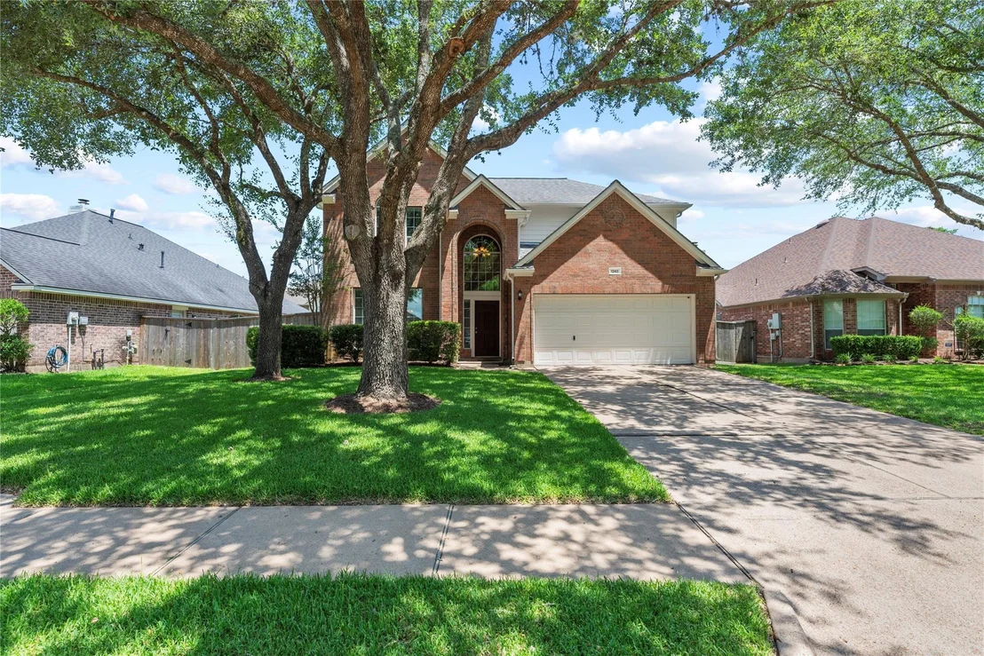 Photo of 1242 Deerbrook Drive