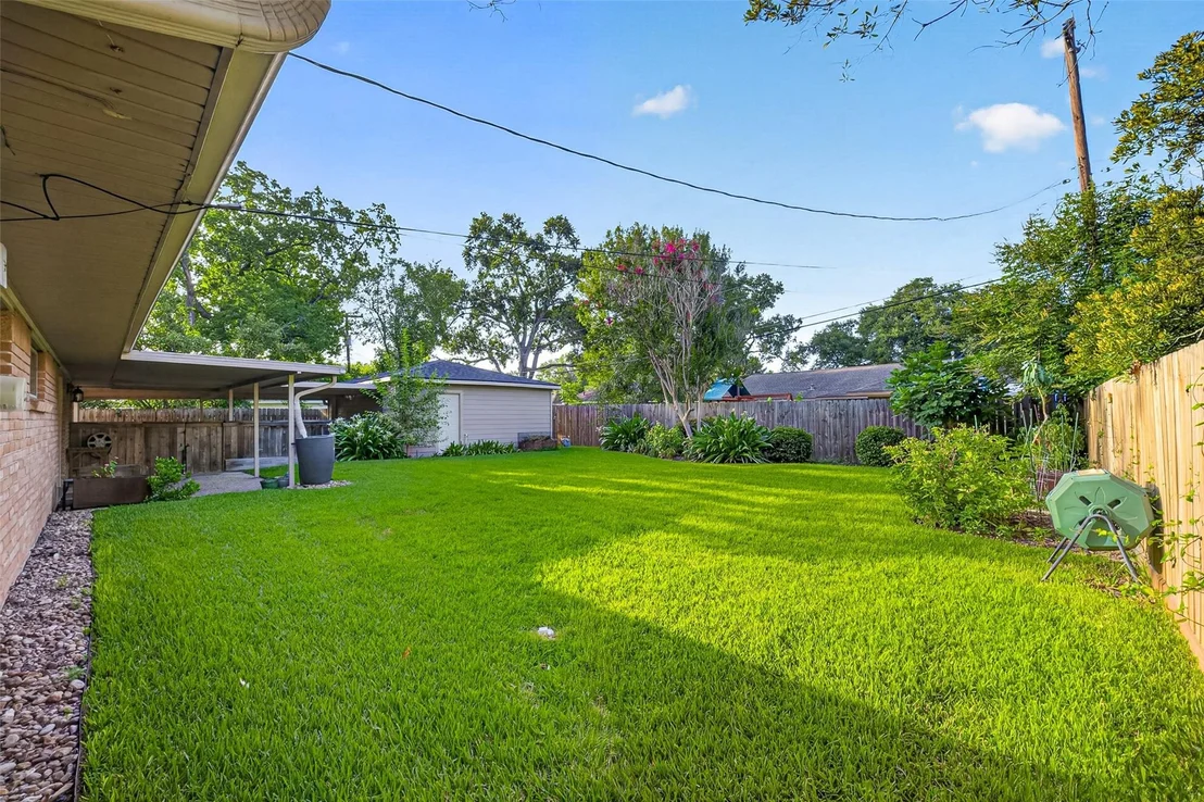 Photo of 5214 Starkridge Drive