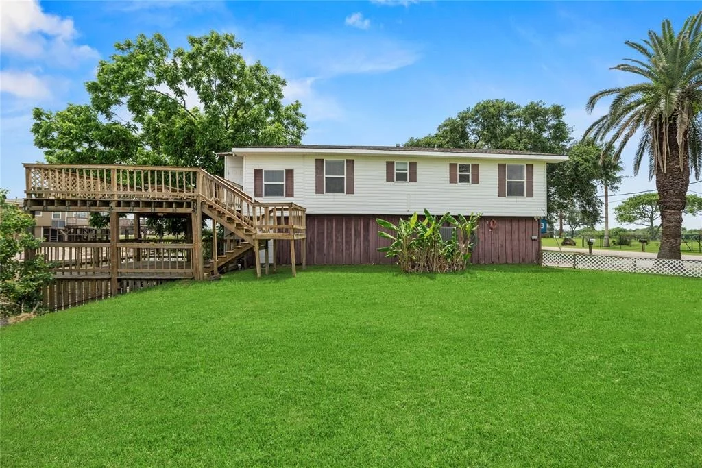 Photo of 450 Creek Drive