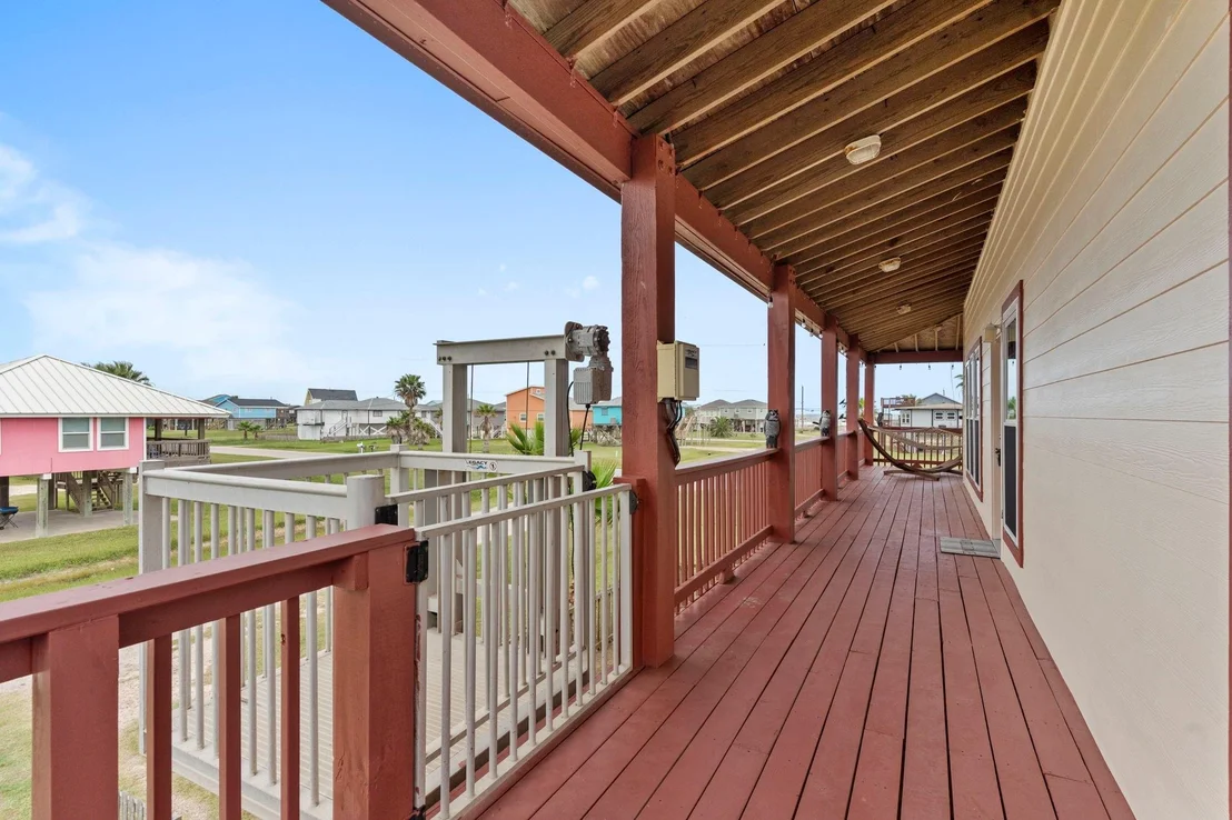 Photo of 702 Surf Drive