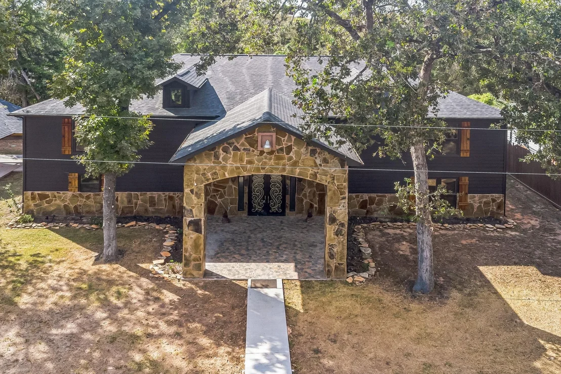 Photo of 24578 Derry Street