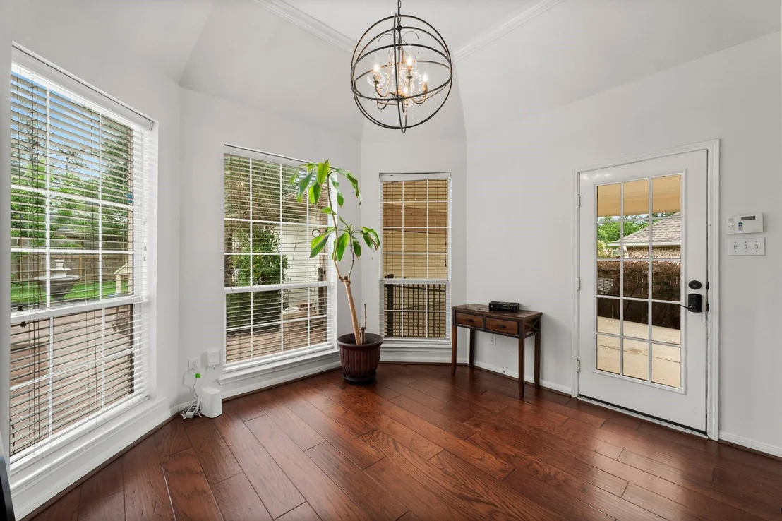 Photo of 6531 Glenhill Drive