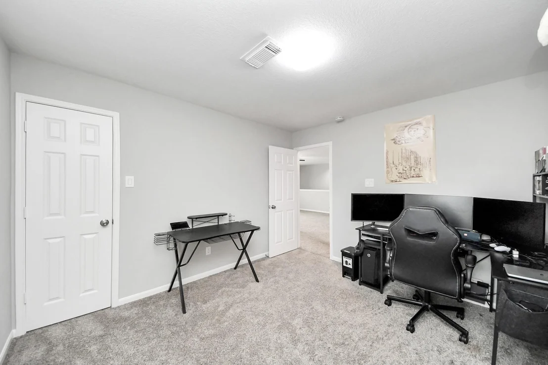 Photo of 1315 Chalk Rock Drive