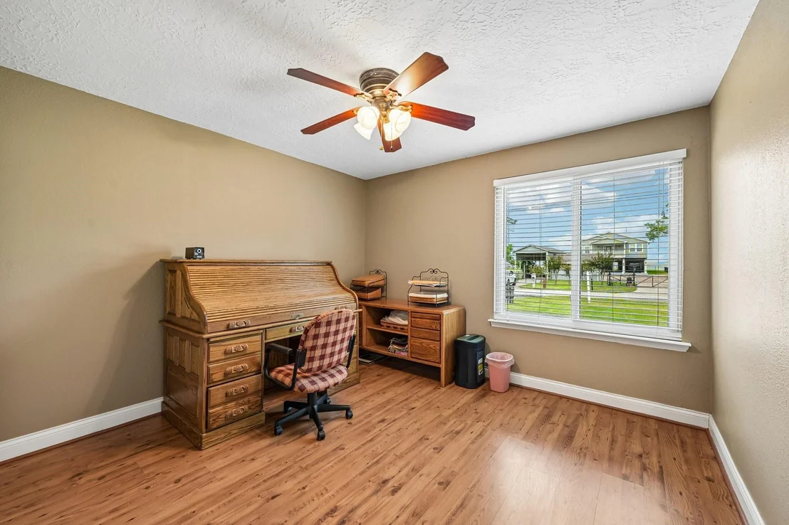 Photo of 2535 Cliff Drive