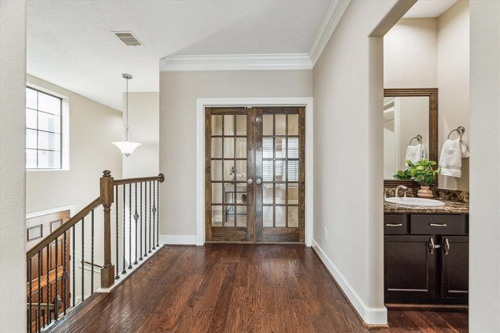 Photo of 3207 Garden Oaks View