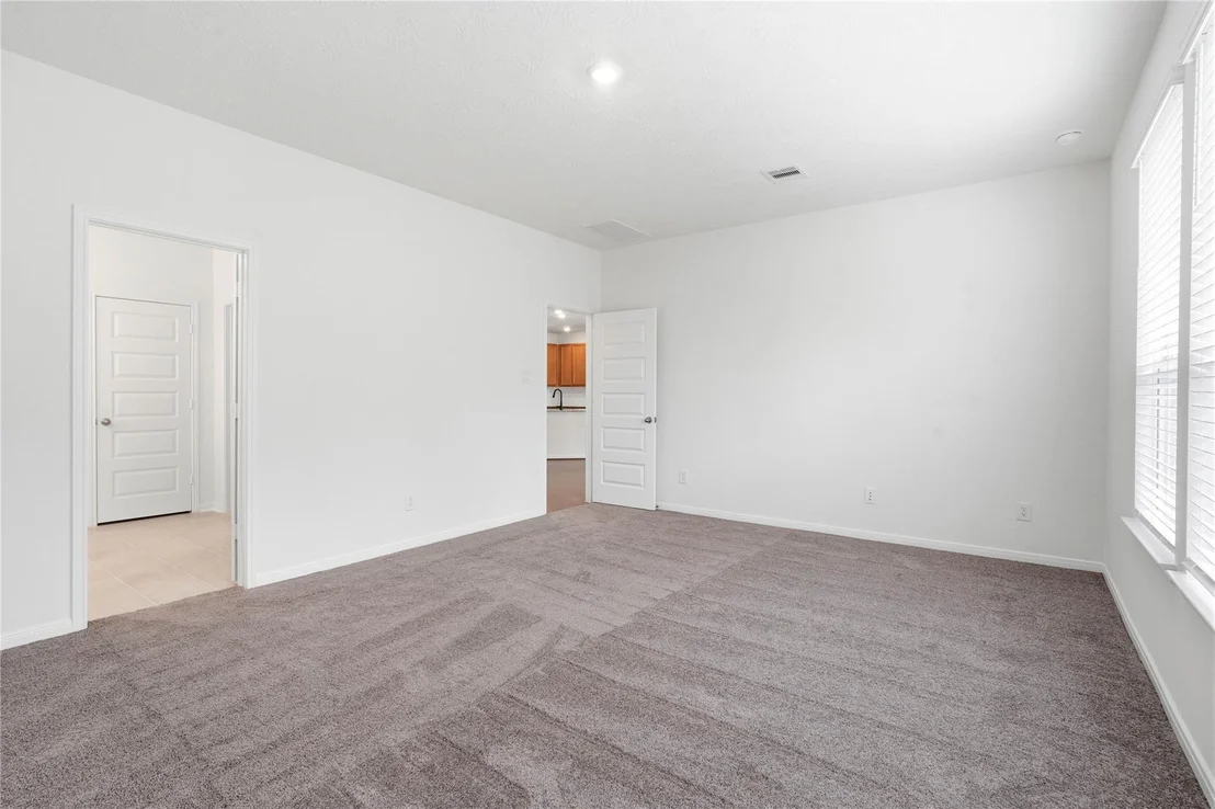 Photo of 4805 Seven Oaks Lane