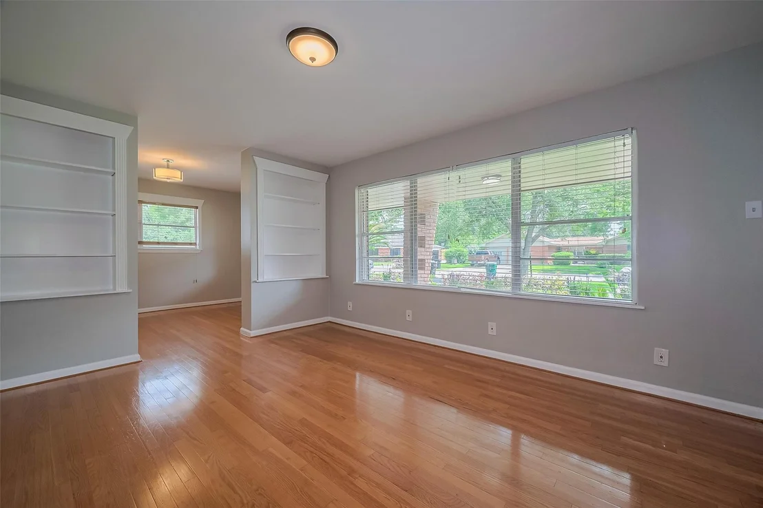Photo of 5243 Stillbrooke Drive