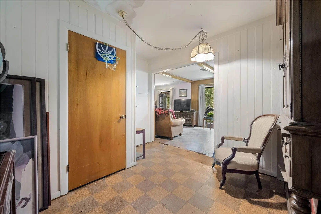 Photo of 2342 Apache Drive