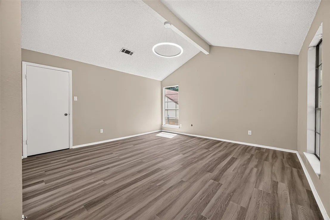 Photo of 25310 Mill Pond Lane