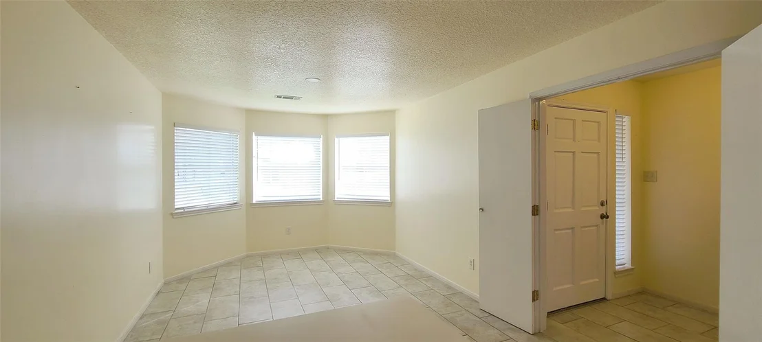 Photo of 19330 Larissa Drive