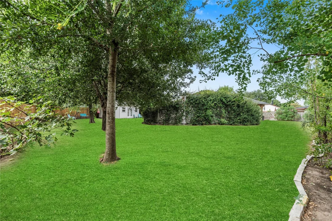 Photo of 2418 Pebbledowne Circle