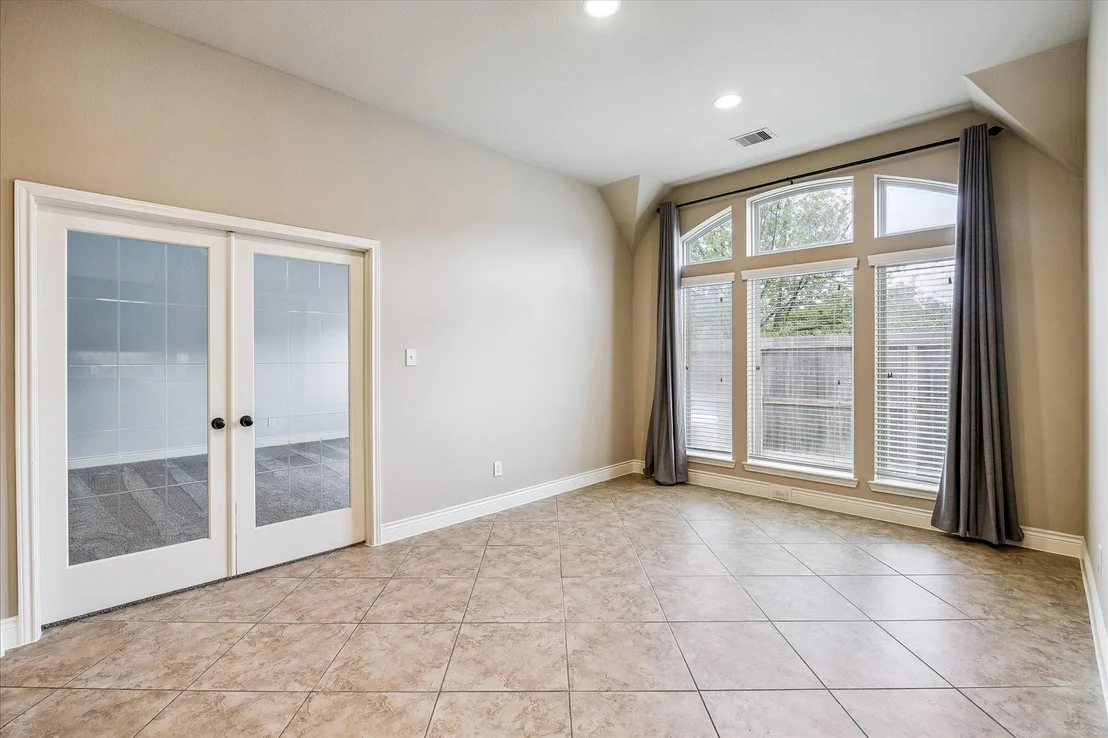 Photo of 18638 Roslyn Springs Drive