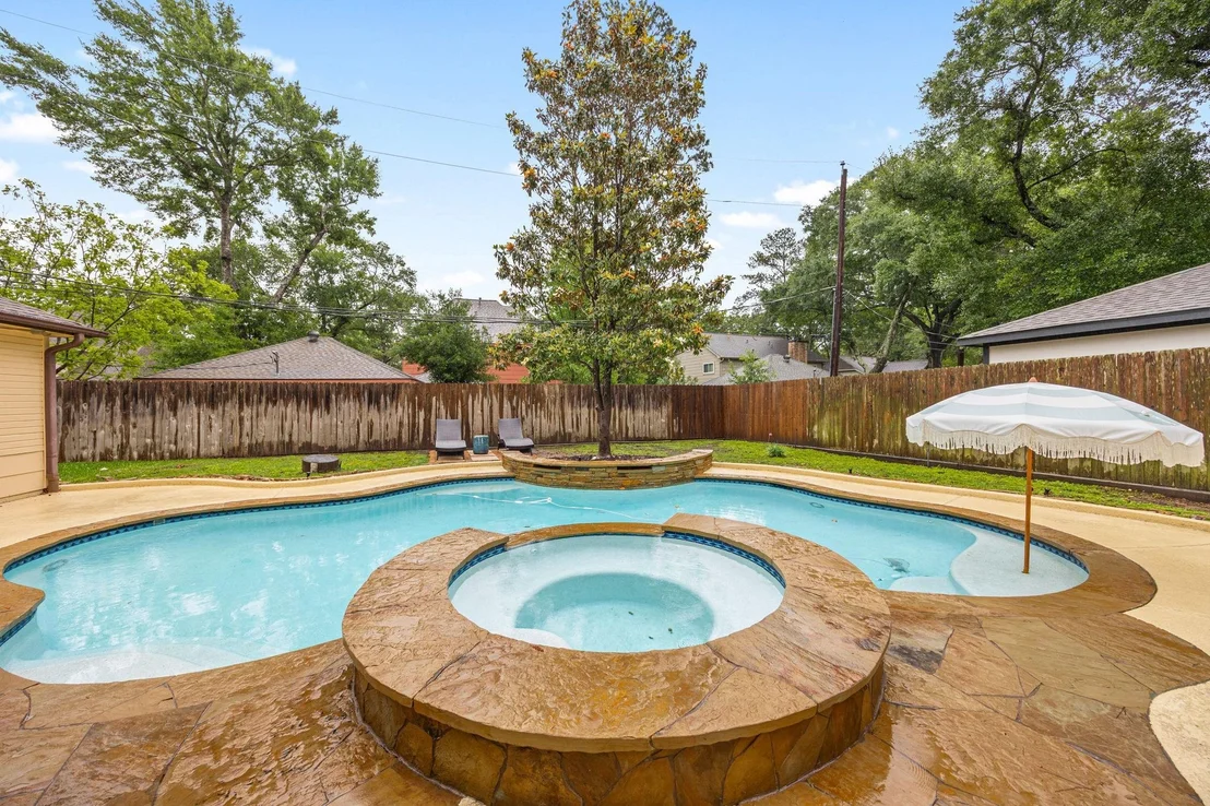 Photo of 12914 Ivyforest Drive