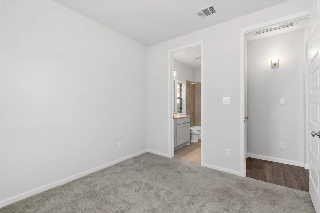 Photo of 5030 Morrison Drive