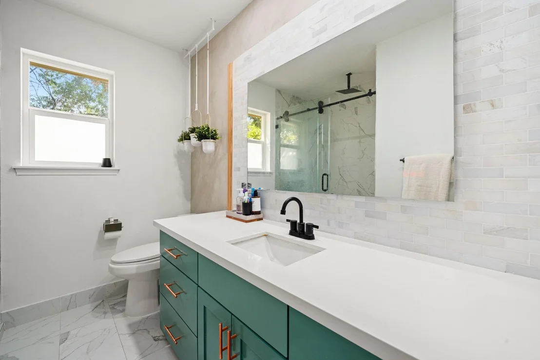 Photo of 2211 Pomeran Drive