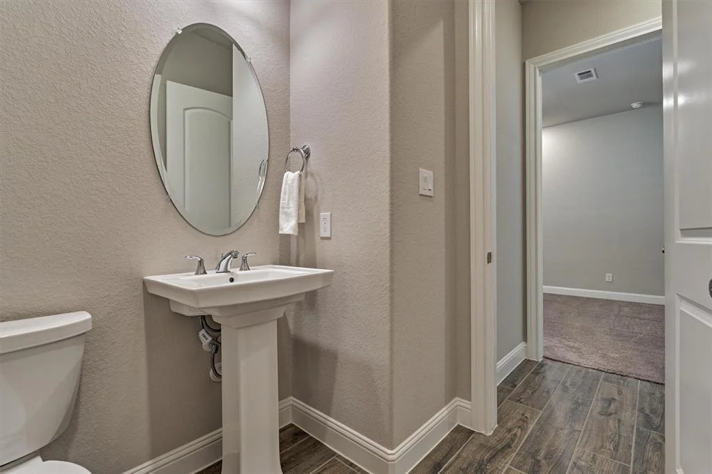 Photo of 8 Snowdrop Lily Drive