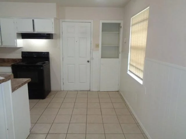 Photo of 4002 Cloverbrook Drive