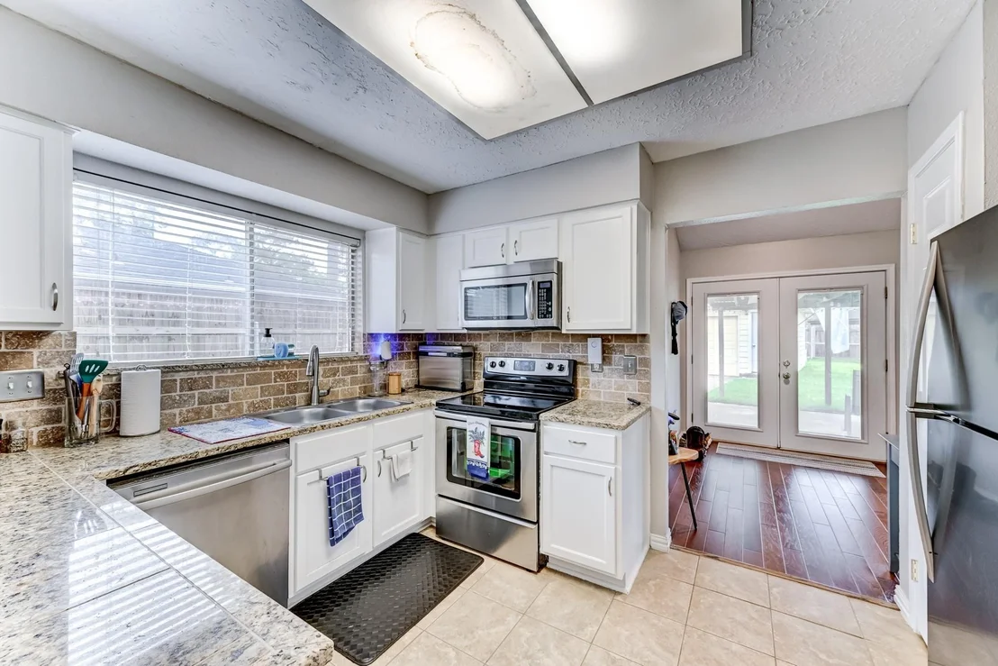 Photo of 2507 Whispering Springs Drive