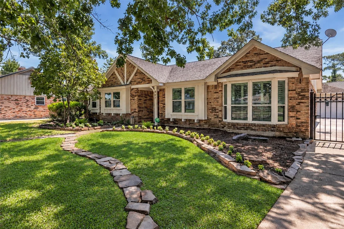 Photo of 947 Thornton Road