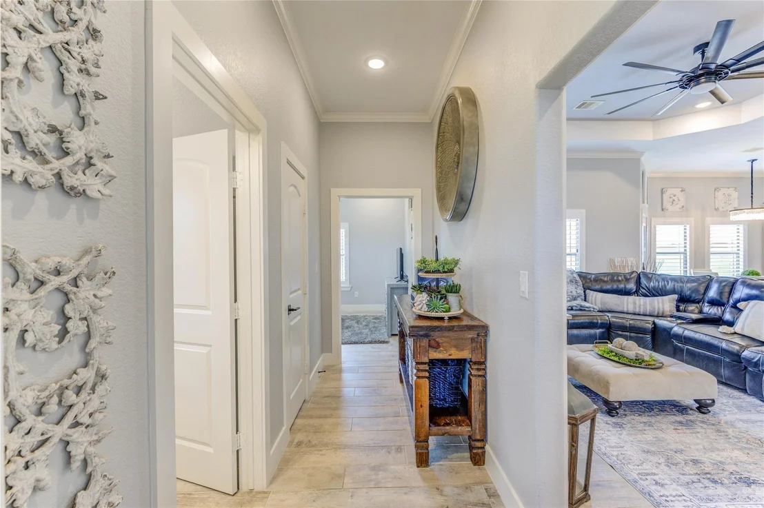 Photo of 931 Angus Trail