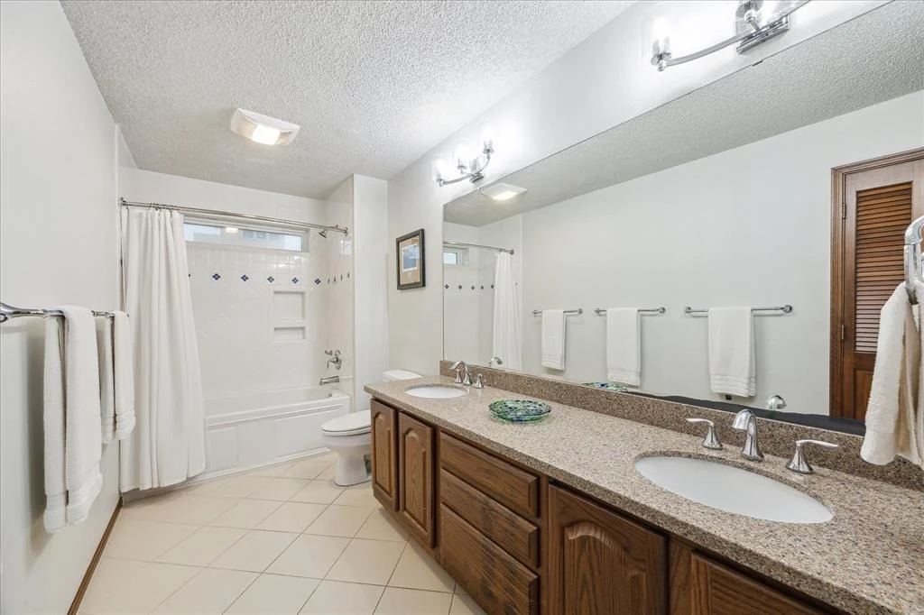 Photo of 16606 Bayfront Drive