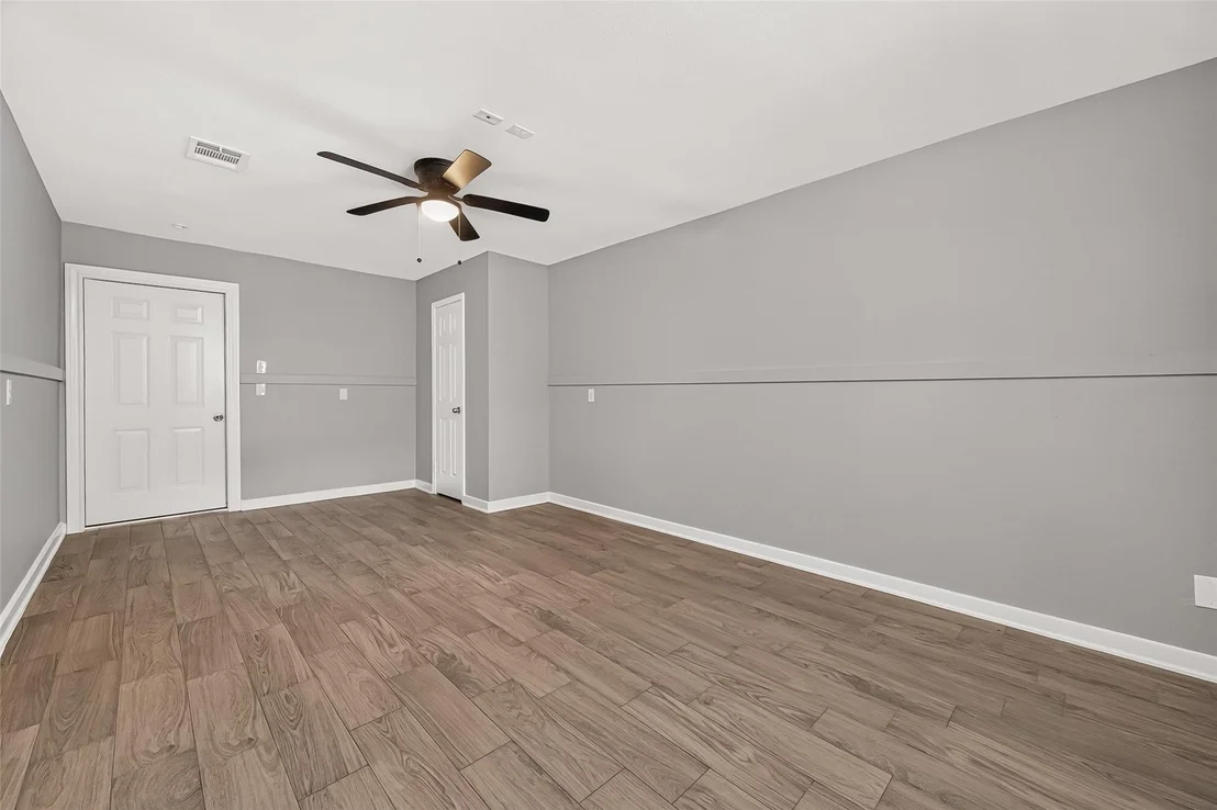 Photo of 9898 Arbor Oak