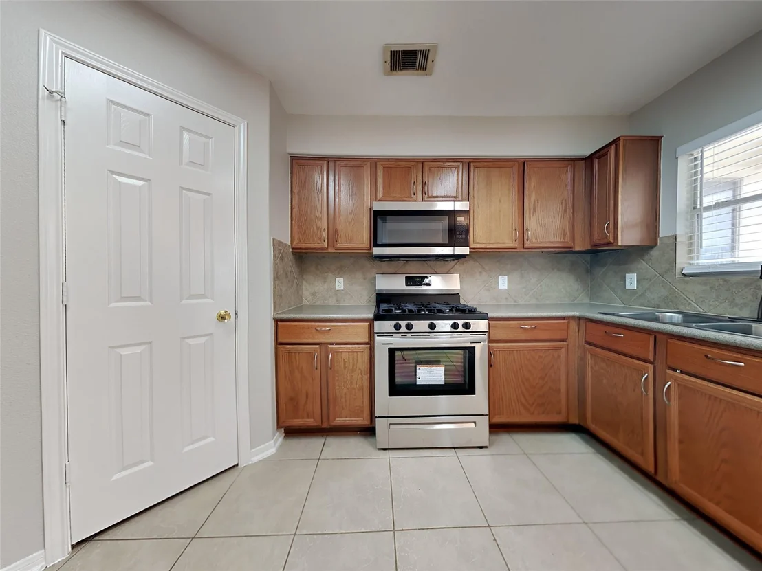 Photo of 2343 Village Leaf Drive