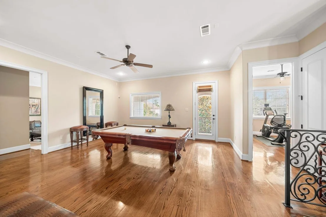 Photo of 1226 Chippendale Road