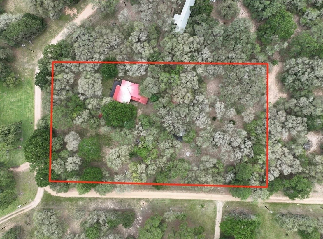 Photo of 302 Bluebonnet Bend