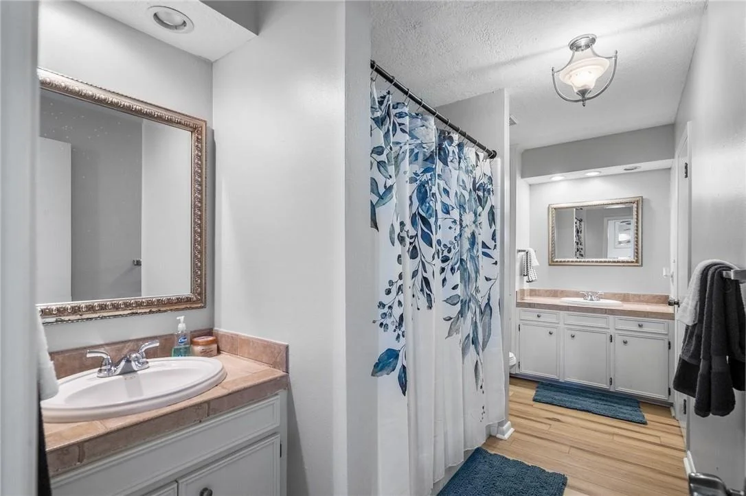Photo of 602 Chimney Rock Drive