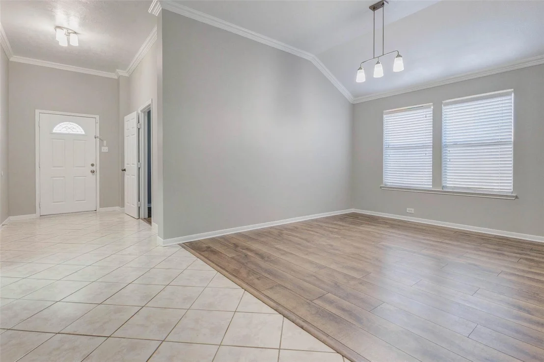 Photo of 1631 Mills Pass Way