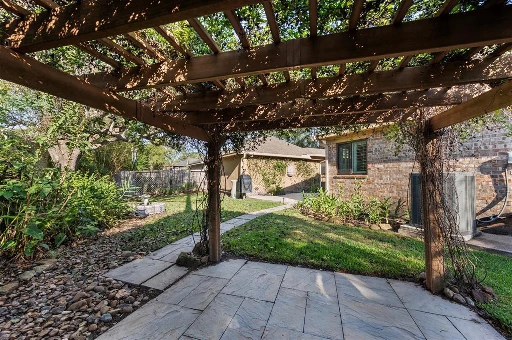 Photo of 4327 Brook Shadow Drive