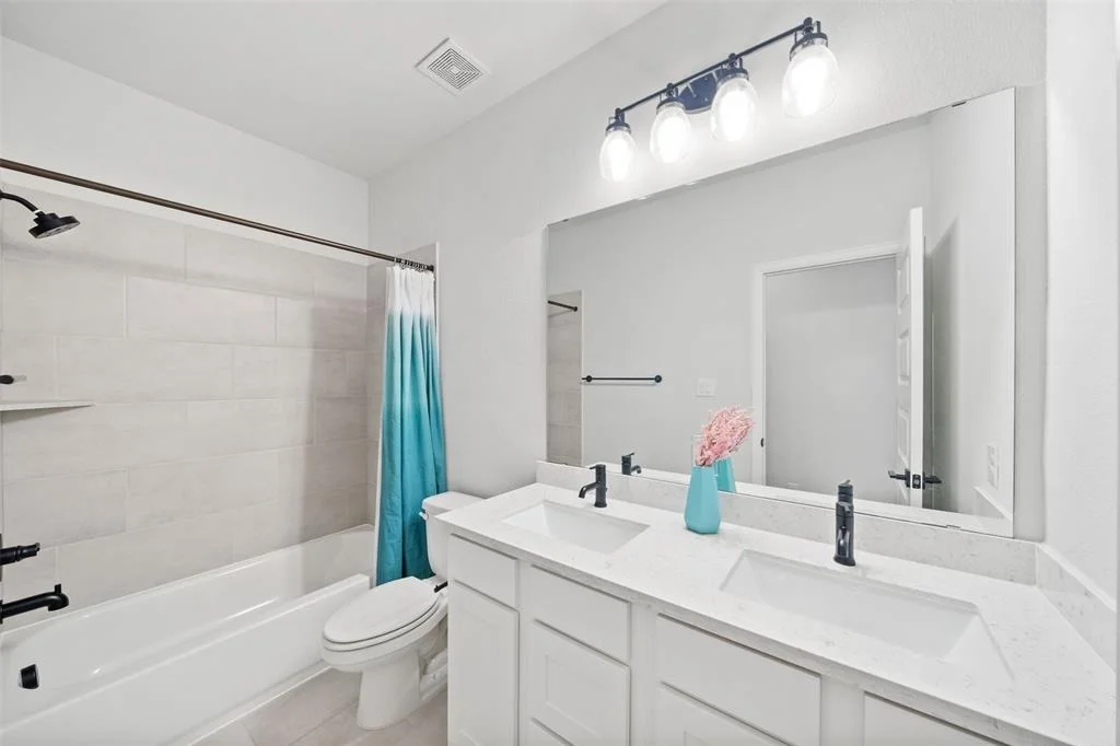 Photo of 10118 Bayou Oaks Drive