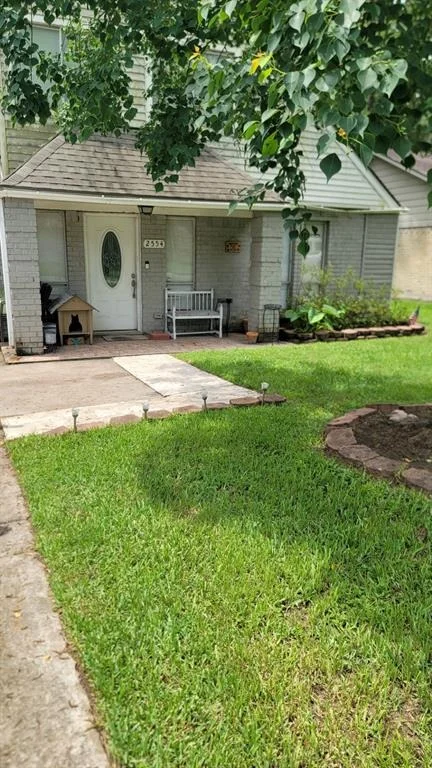 Photo of 2554 River Ridge