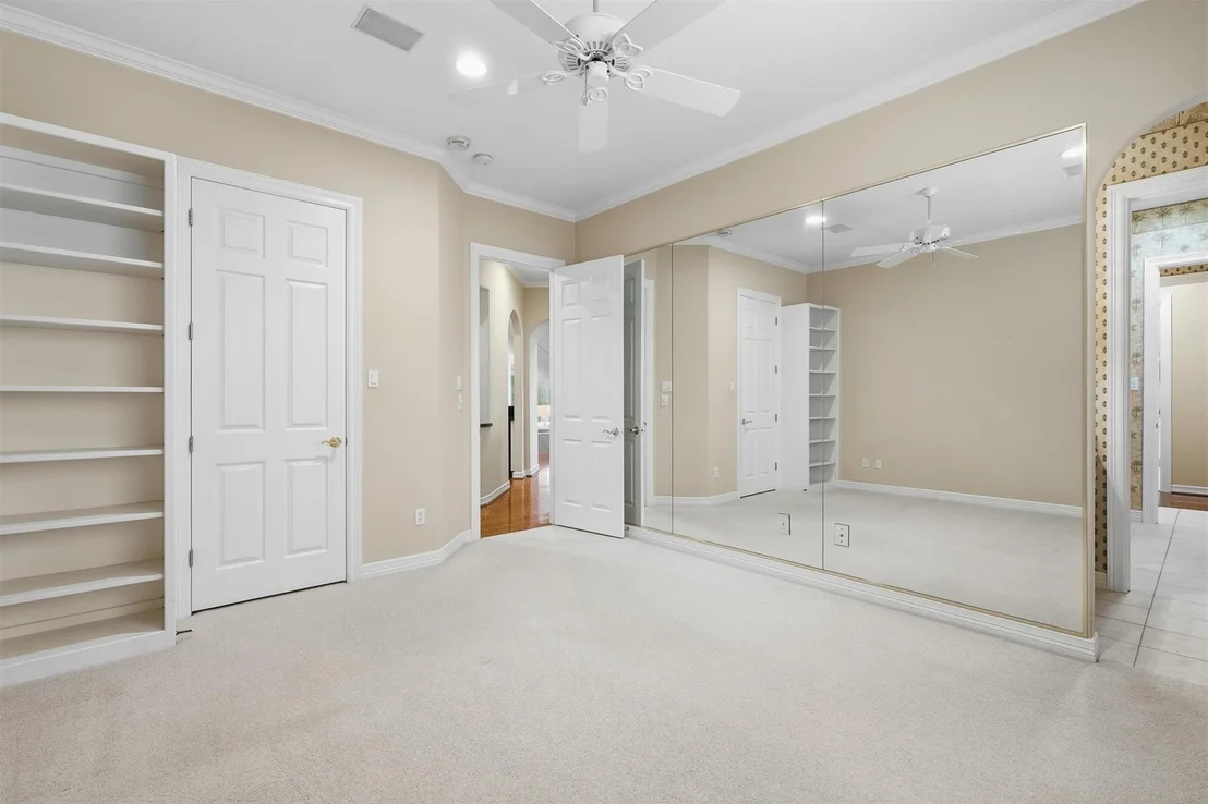 Photo of 19006 Windsor Lakes Drive