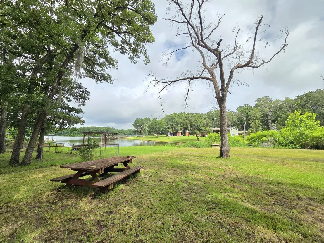 Photo of 311 Chestnut Bend