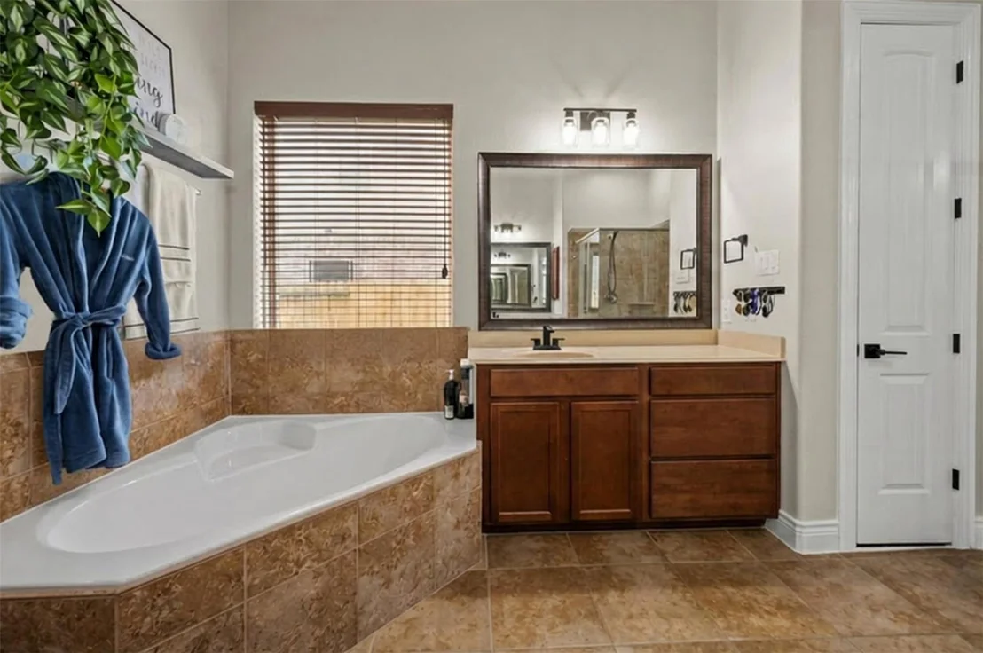 Photo of 12411 Emerald Lane