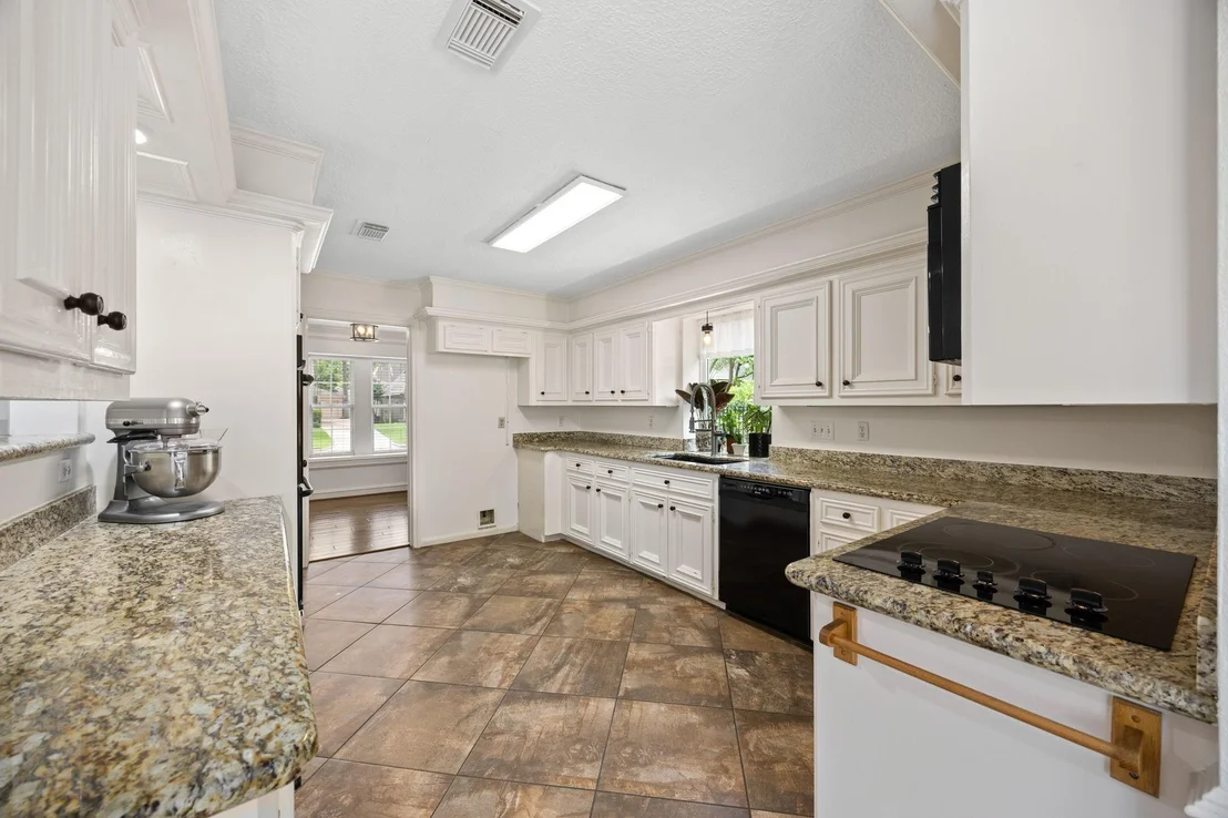 Photo of 12106 Oakcroft Drive