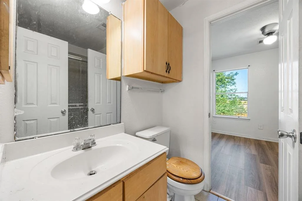 Photo of 822 Ellerton Lane