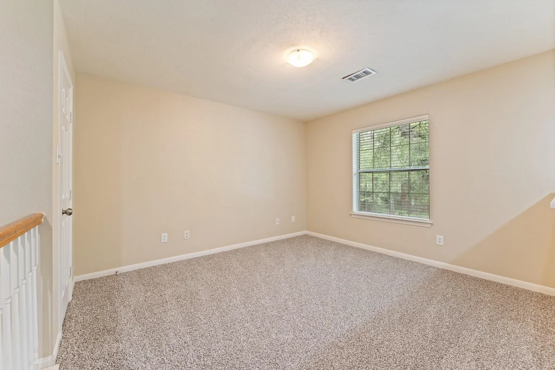 Photo of 71 N Acacia Park Circle