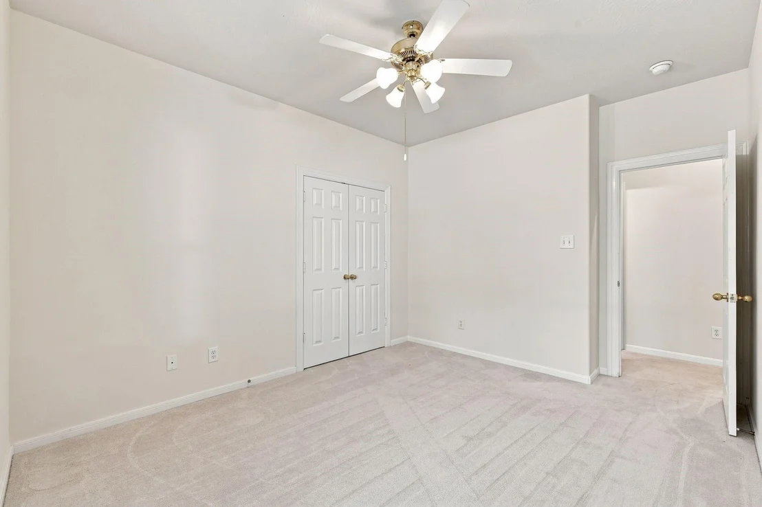 Photo of 6127 Merry Pine Court