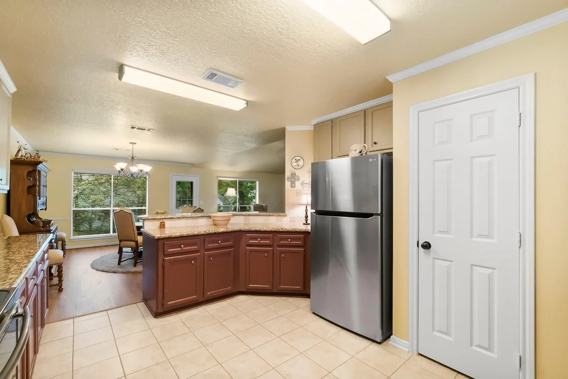 Photo of 292 Apple Valley Drive